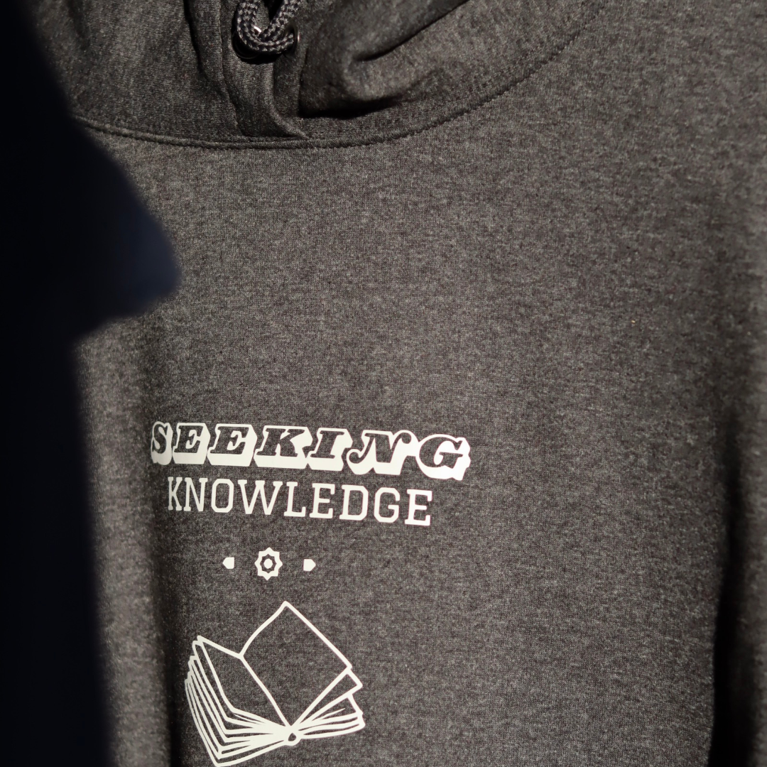 Hoodie Dark gray  - Seeking Knowledge